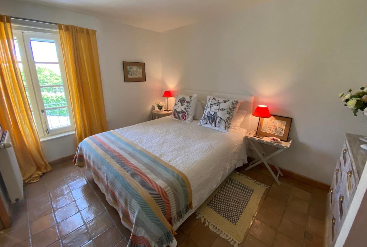La Ferme De Gigognan Bed & Breakfast Avignon Exterior photo