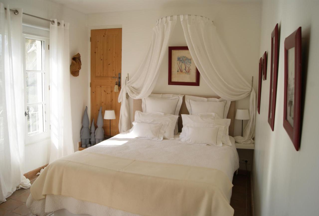 La Ferme De Gigognan Bed & Breakfast Avignon Exterior photo